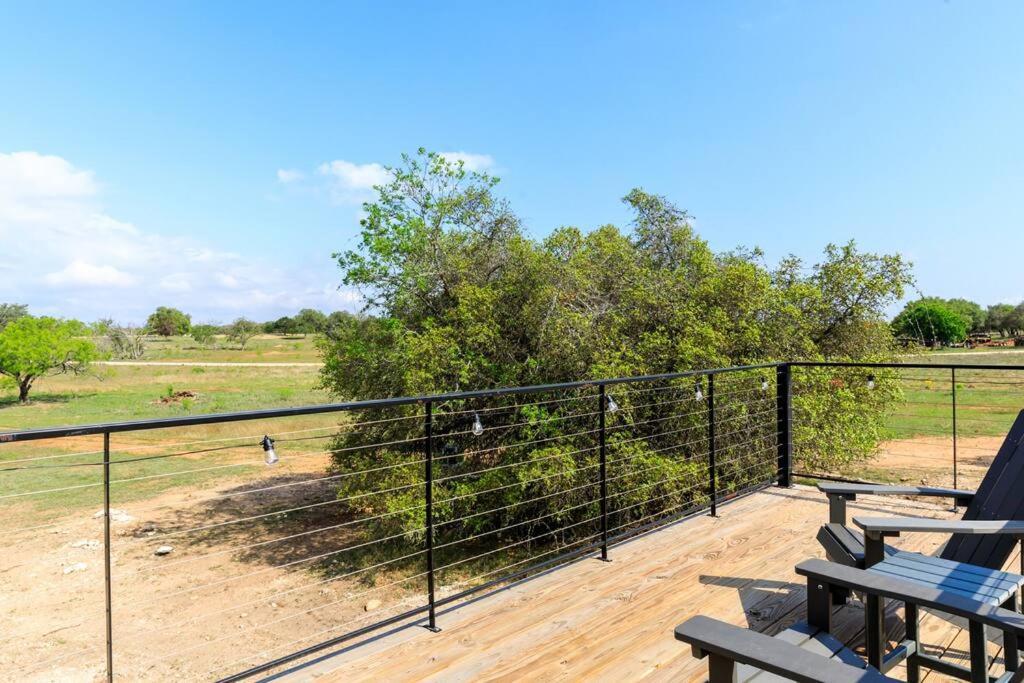 New The Sunset Luxury Container Home Fredericksburg Exterior photo