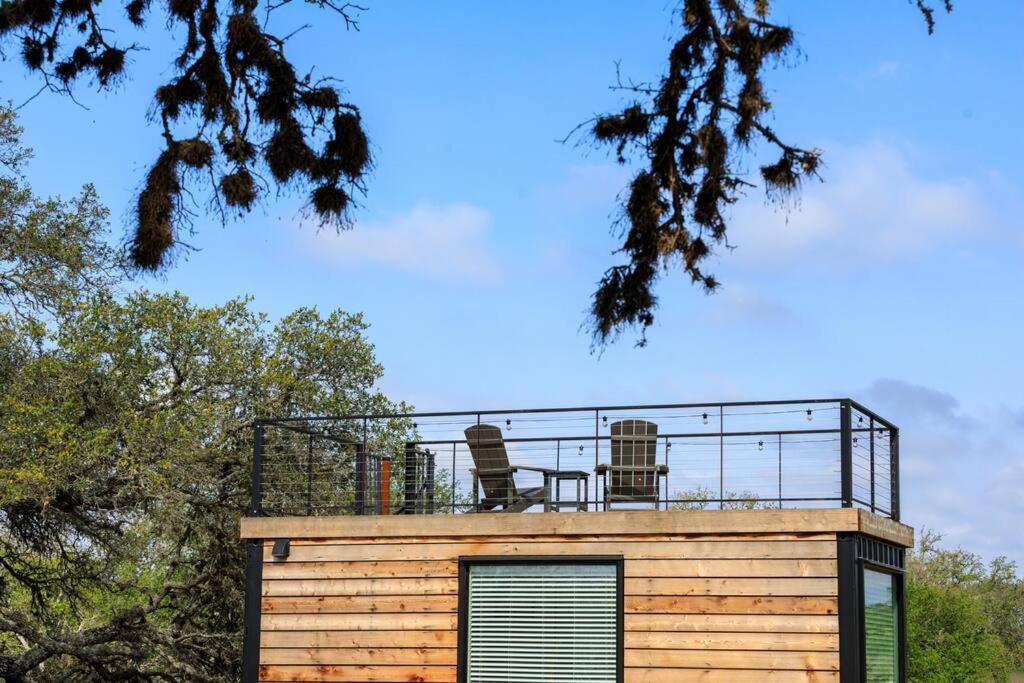 New The Sunset Luxury Container Home Fredericksburg Exterior photo